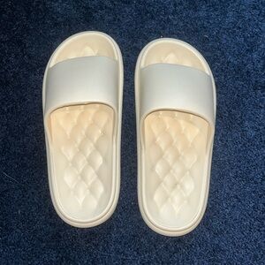 Foam slides